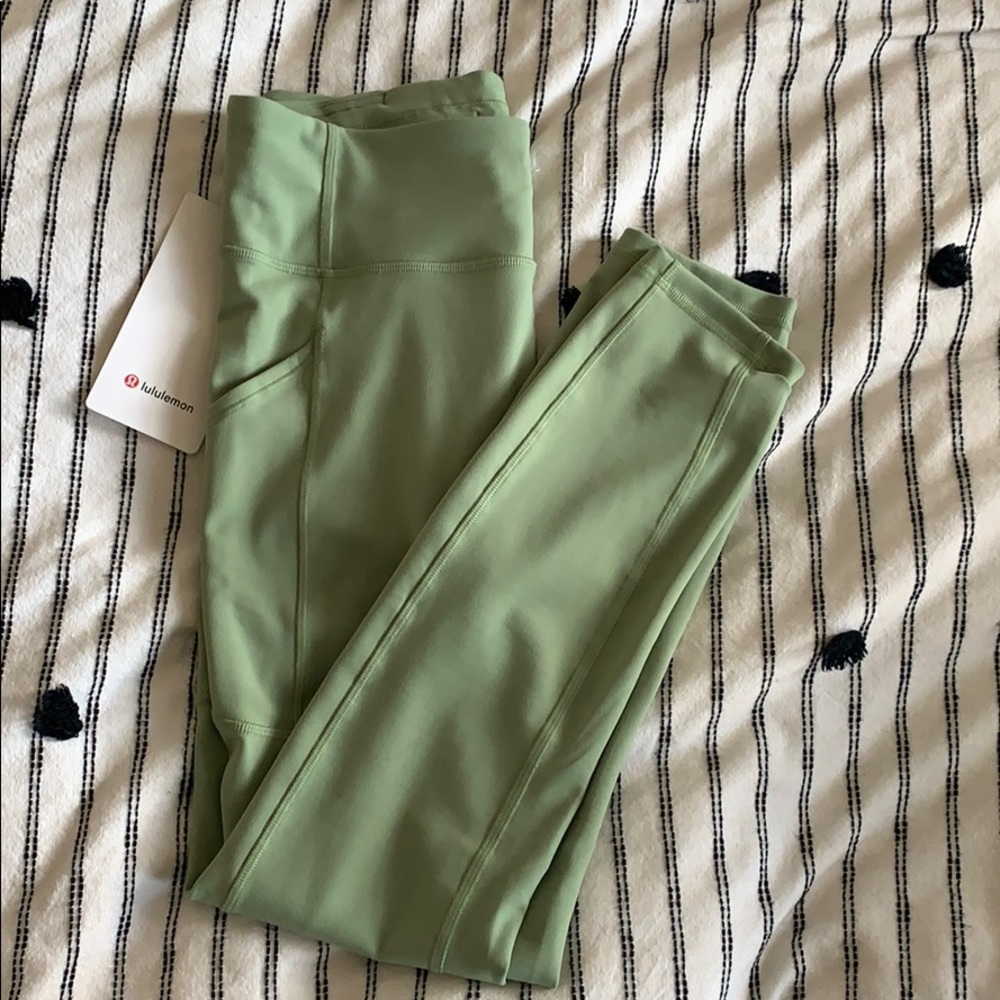 Lululemon Invigorate Tight